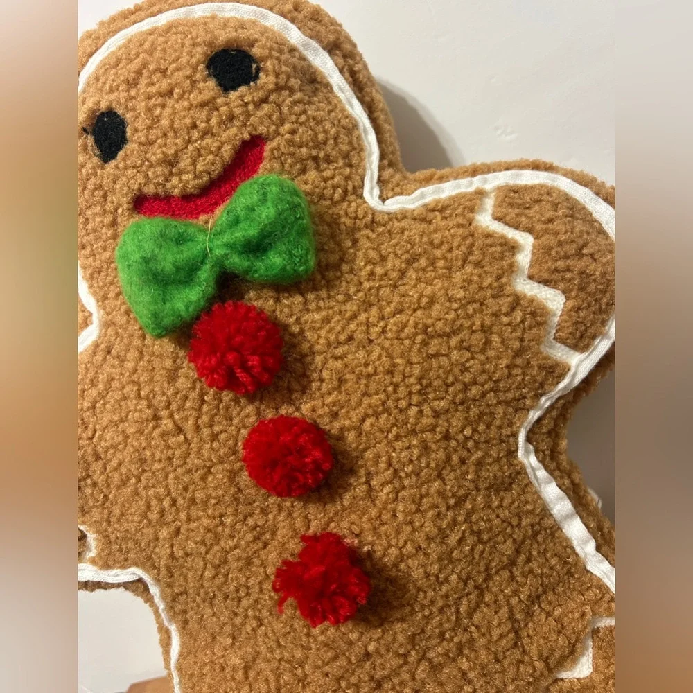 Hobby Lobby Gingerbread Man Plush Pillow 13”X15” Christmas Decor NWT